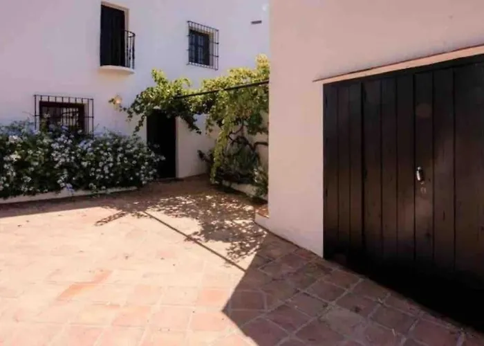 Cortijo Artist Paradise Nerja