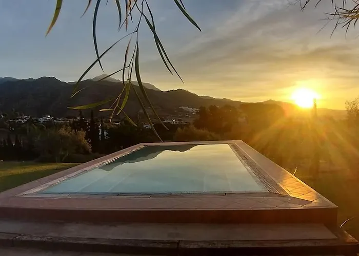 Cortijo Artist Paradise 펜션 *