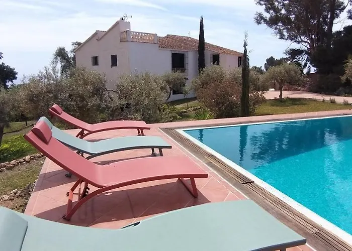 Cortijo Artist Paradise *