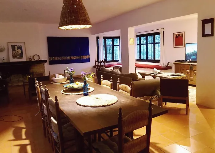 Cortijo Artist Paradise *