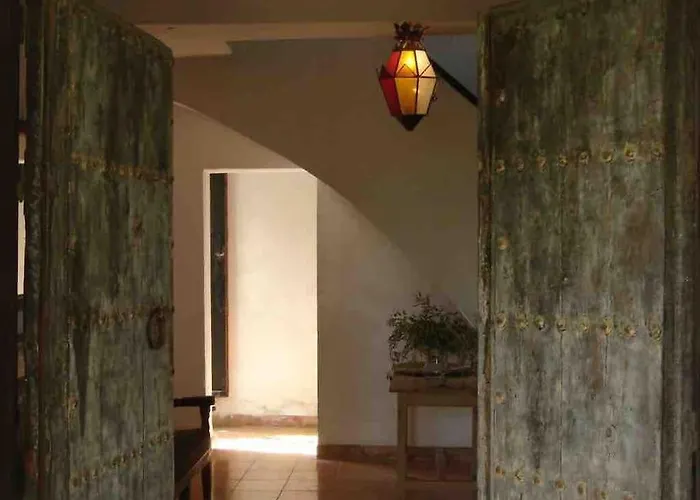 Cortijo Artist Paradise نيرخا