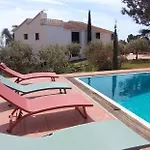 Cortijo Artist Paradise *